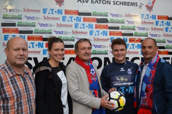 40542115_1962204723837095_1979617359496740864_o