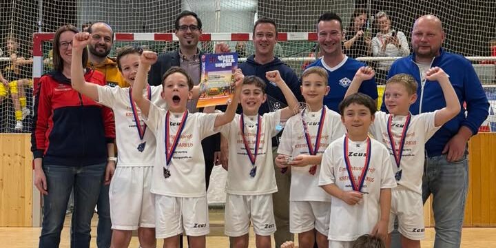 Am Sonntag Vormittag brachten die U9 …