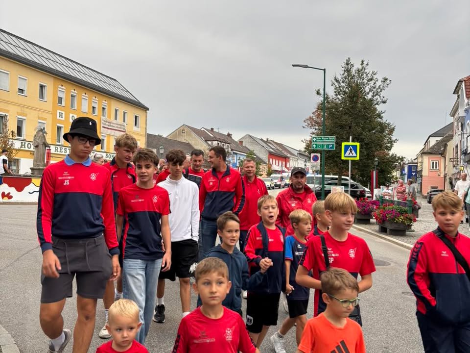 Während unsere KM in Lilienfeld um …